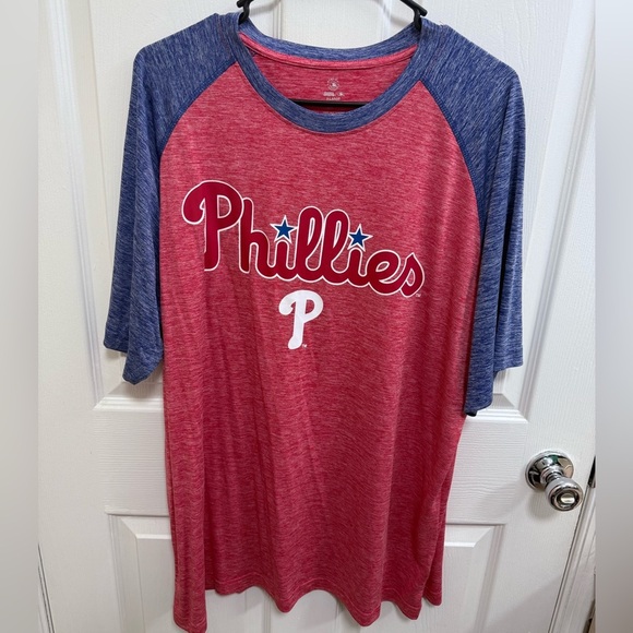 Red and Blue Phillies Raglan T-Shirt - Picture 3 of 4